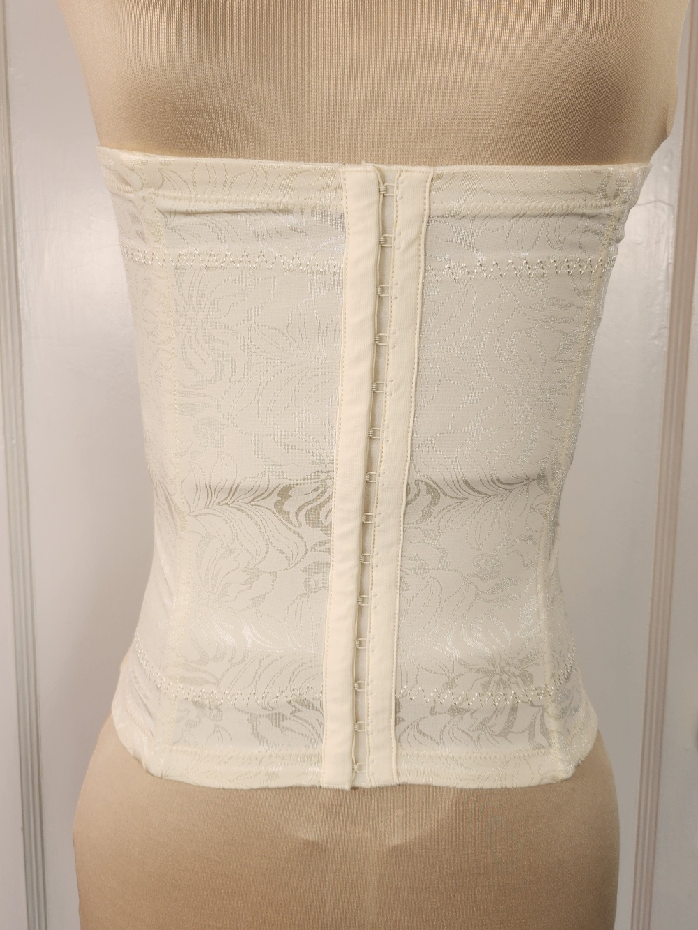 Maidenform Ivory Floral Brocade Corset Waist Cincher